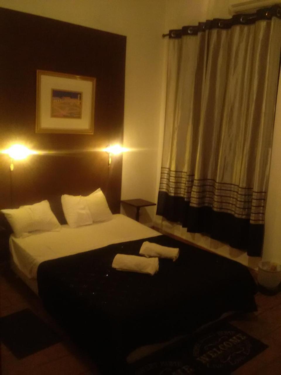 Black Cat Hostelアスンシオン エクステリア 写真